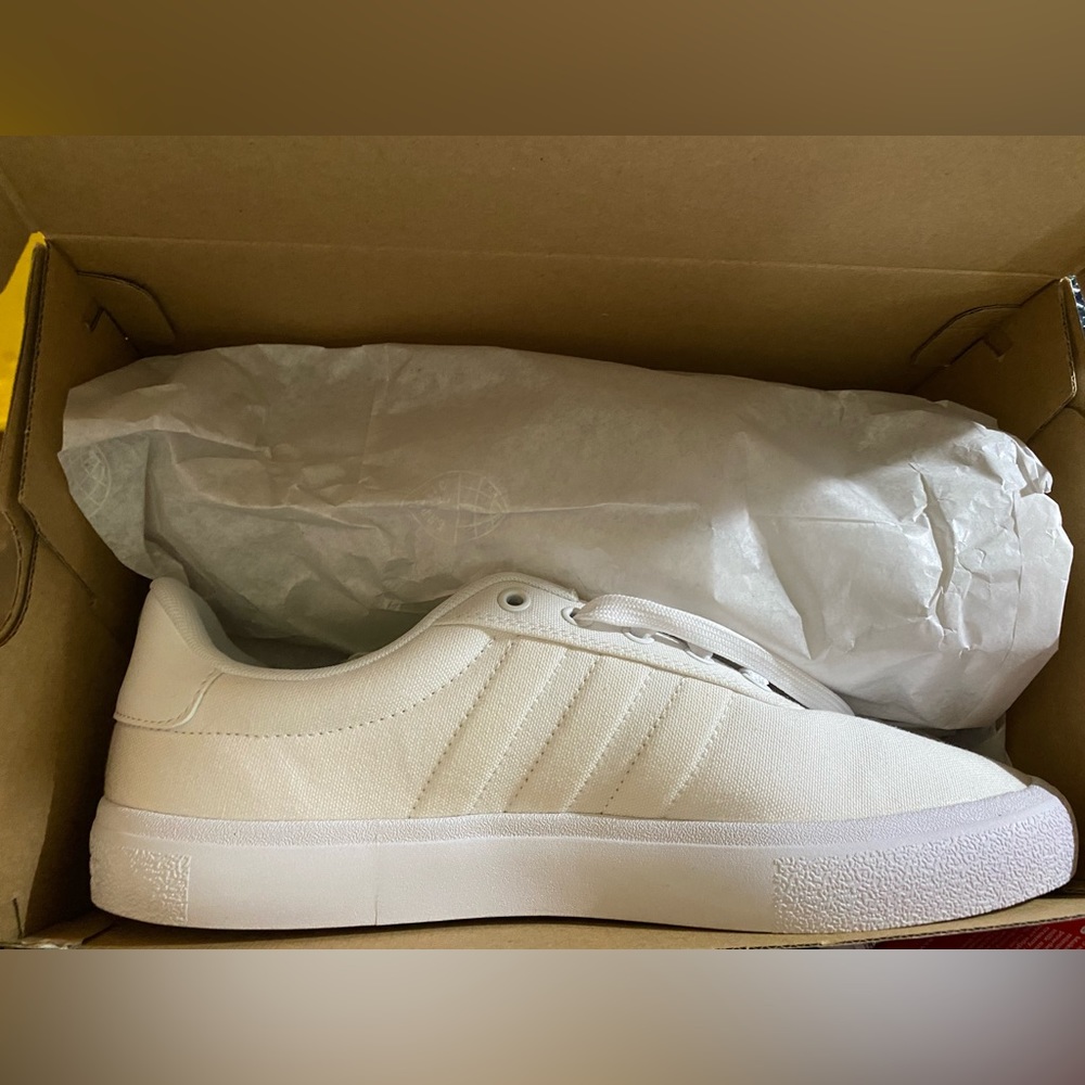 ADIDAS SKATEBOARD VULCRAID3R 9.5 US/43.5 F/9 UK **Brand New**